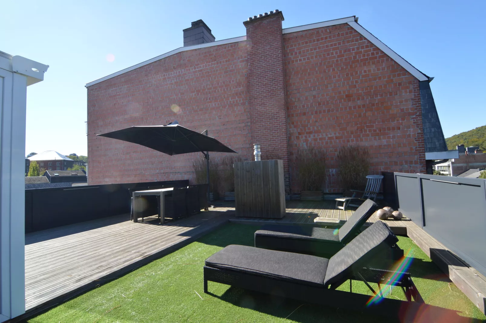 La petite différence-Terrassenbalkon