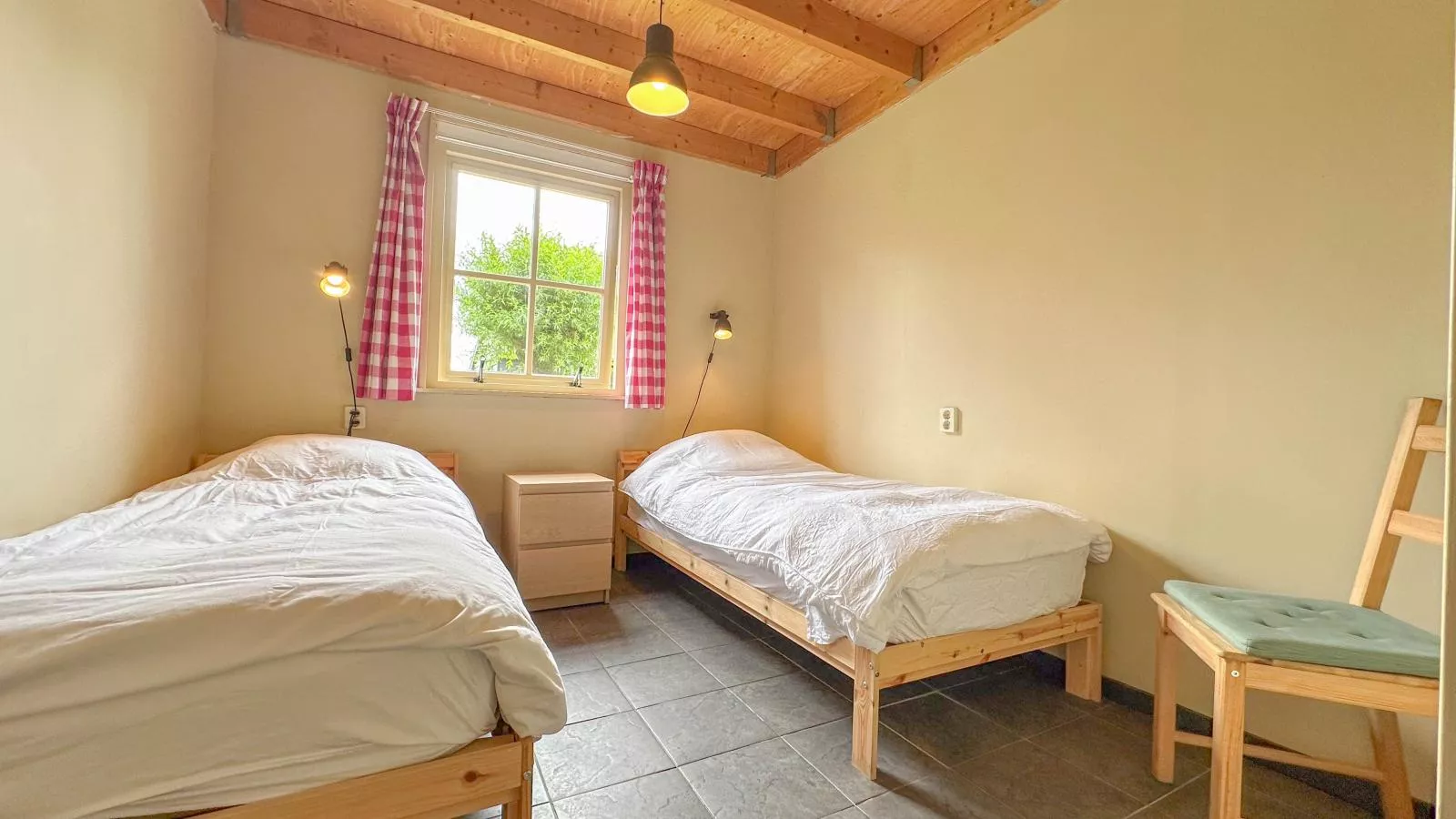 Aarde-Bedroom