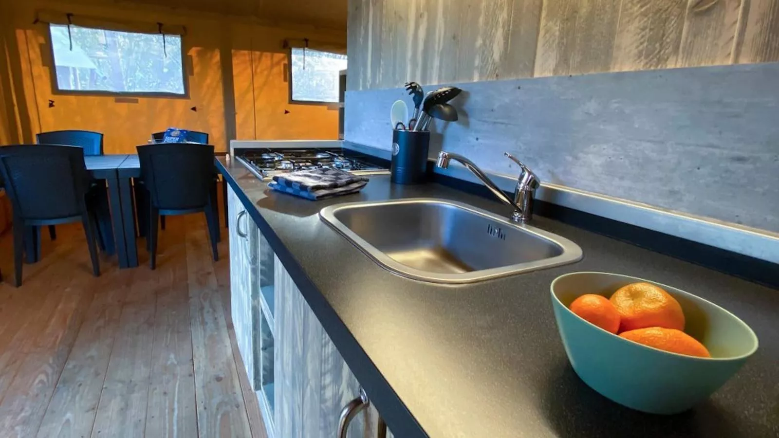 De Bij-Kitchen