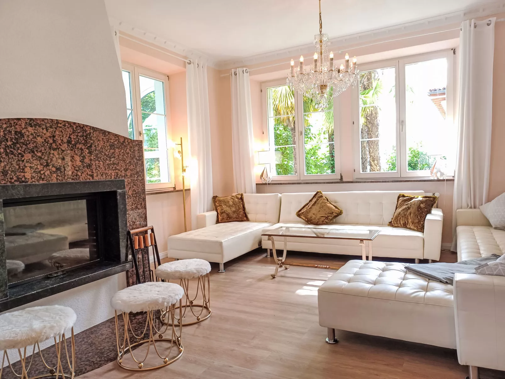 Villa Vernice Gialla-Drinnen