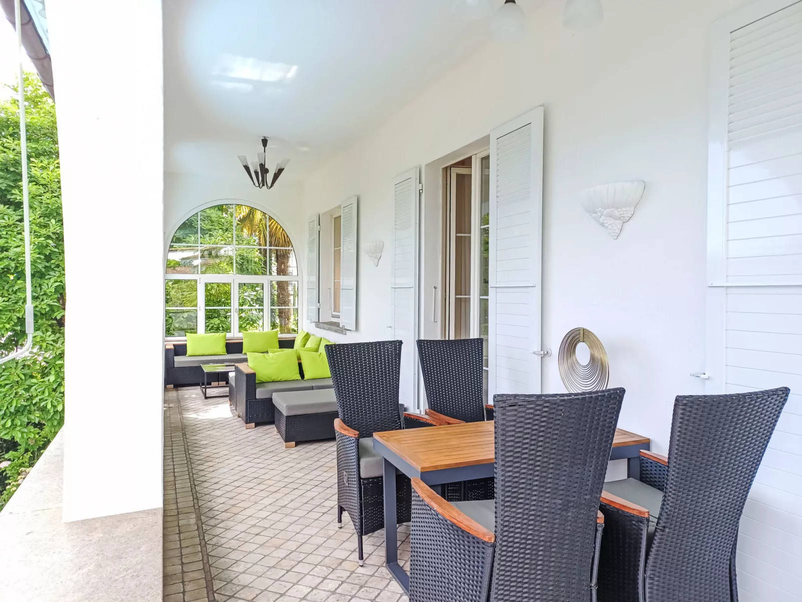 Villa Vernice Gialla-Drinnen
