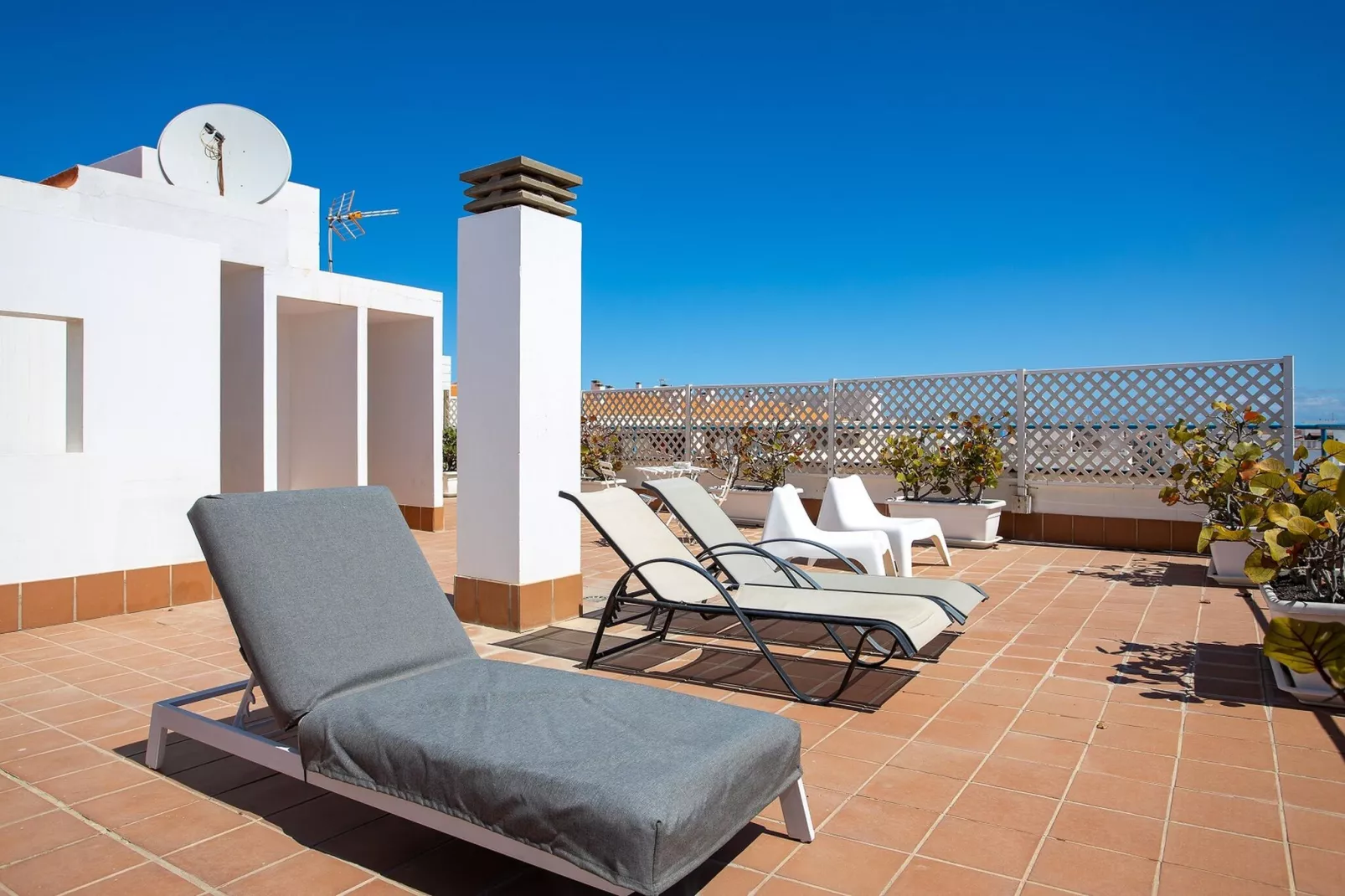 UpTown I-Terrace balcony