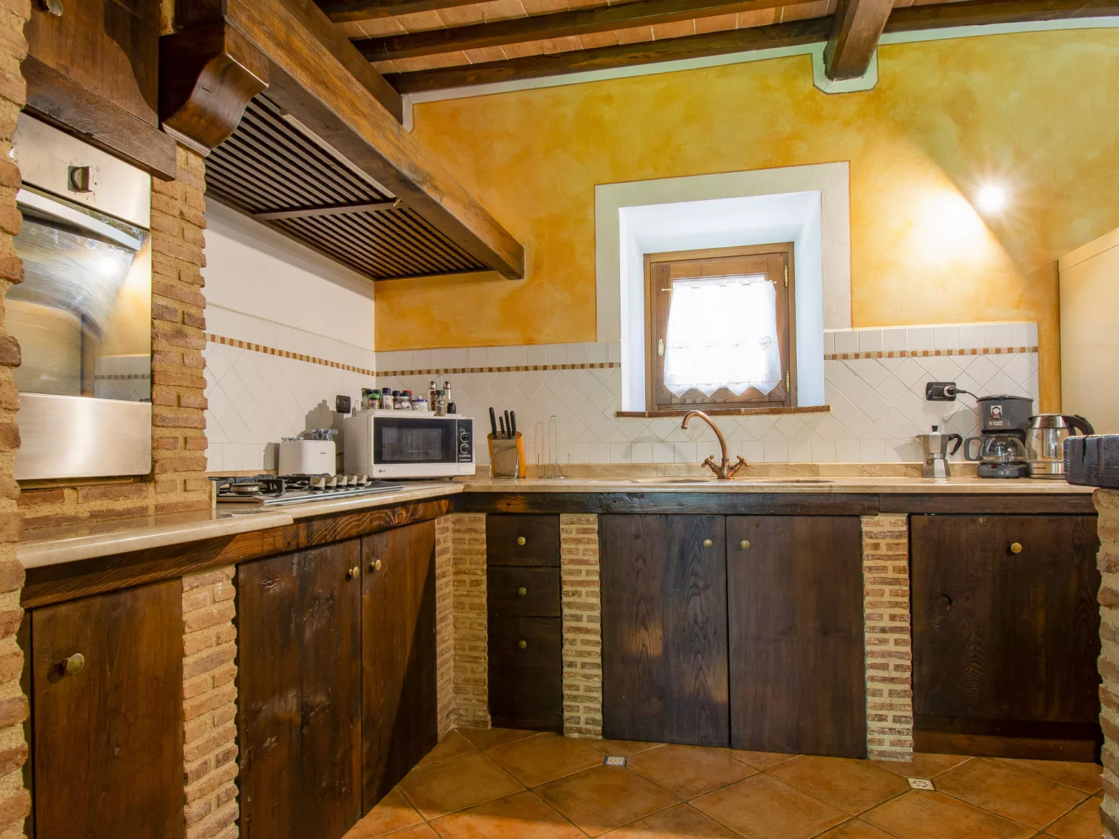 La Moscella-Inside