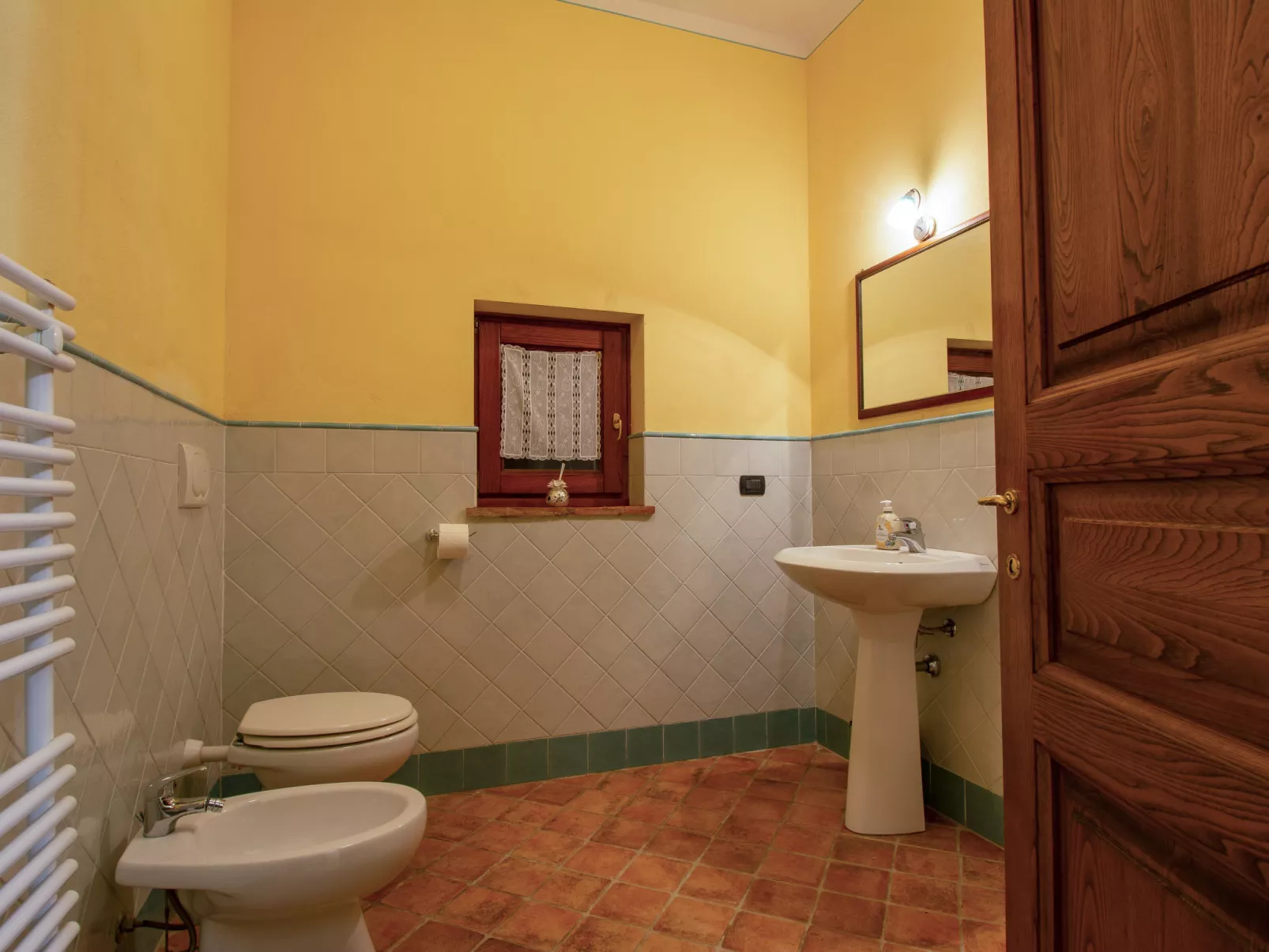 La Moscella-Inside