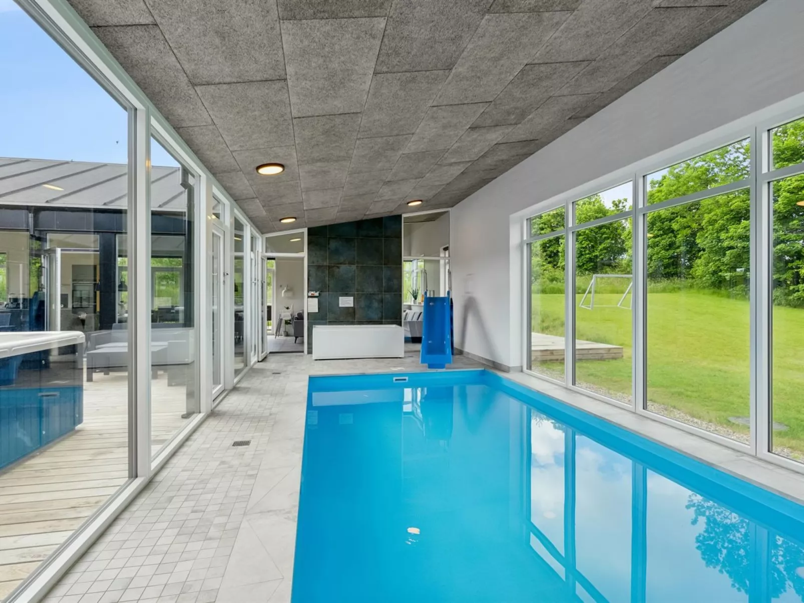 "Galatia" - 700m from the sea