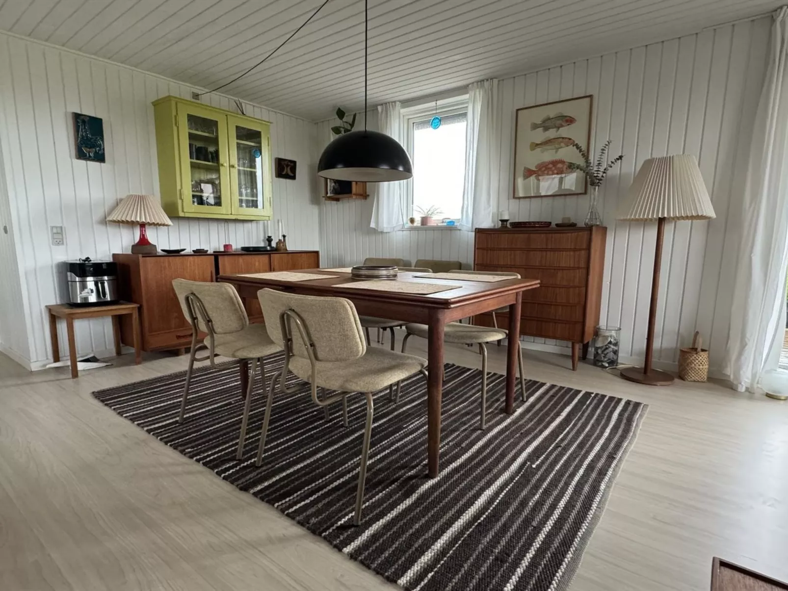 "Fannie" - 200m from the sea-Inside