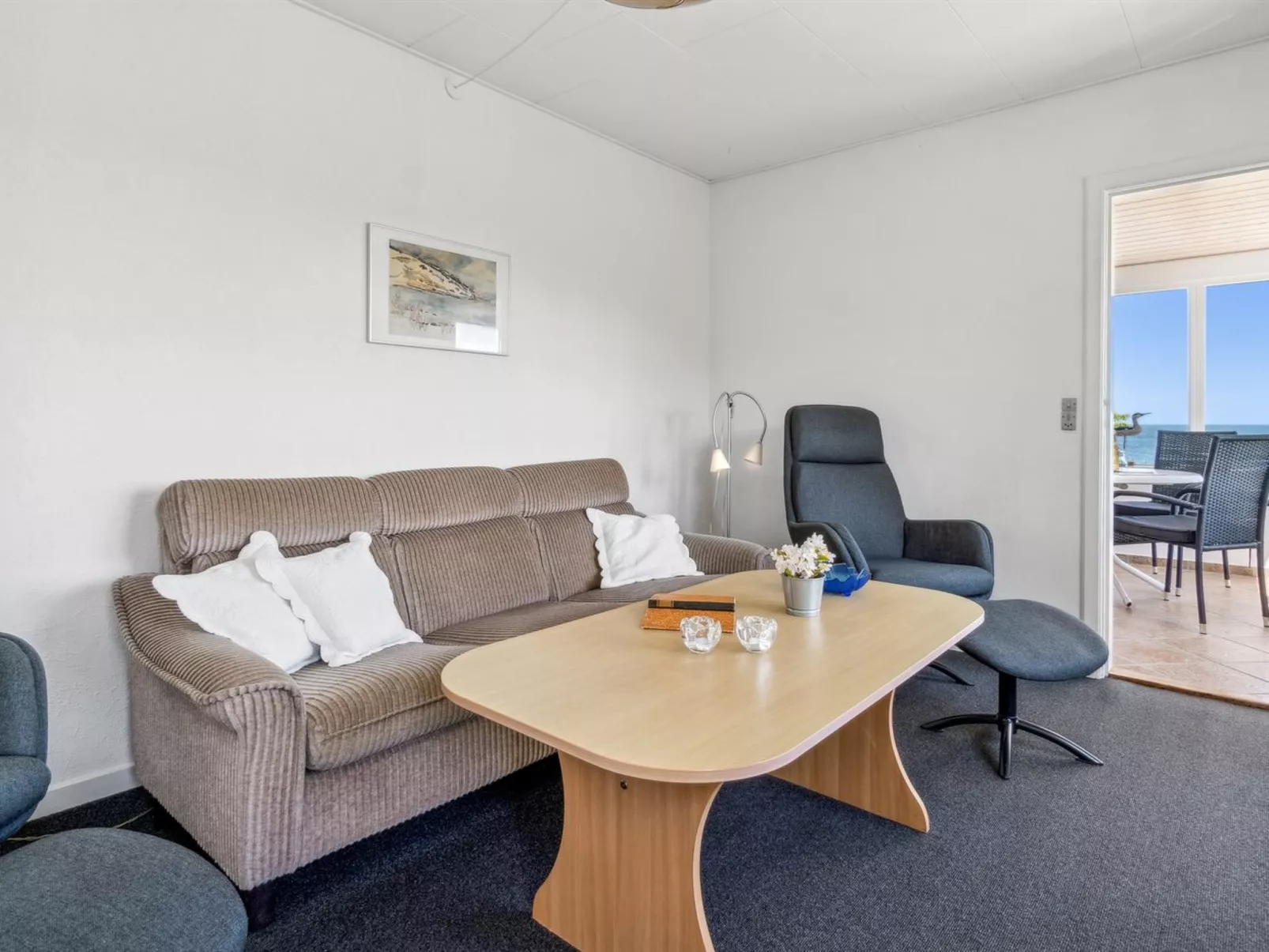 "Throtti" - 50m from the sea-Drinnen
