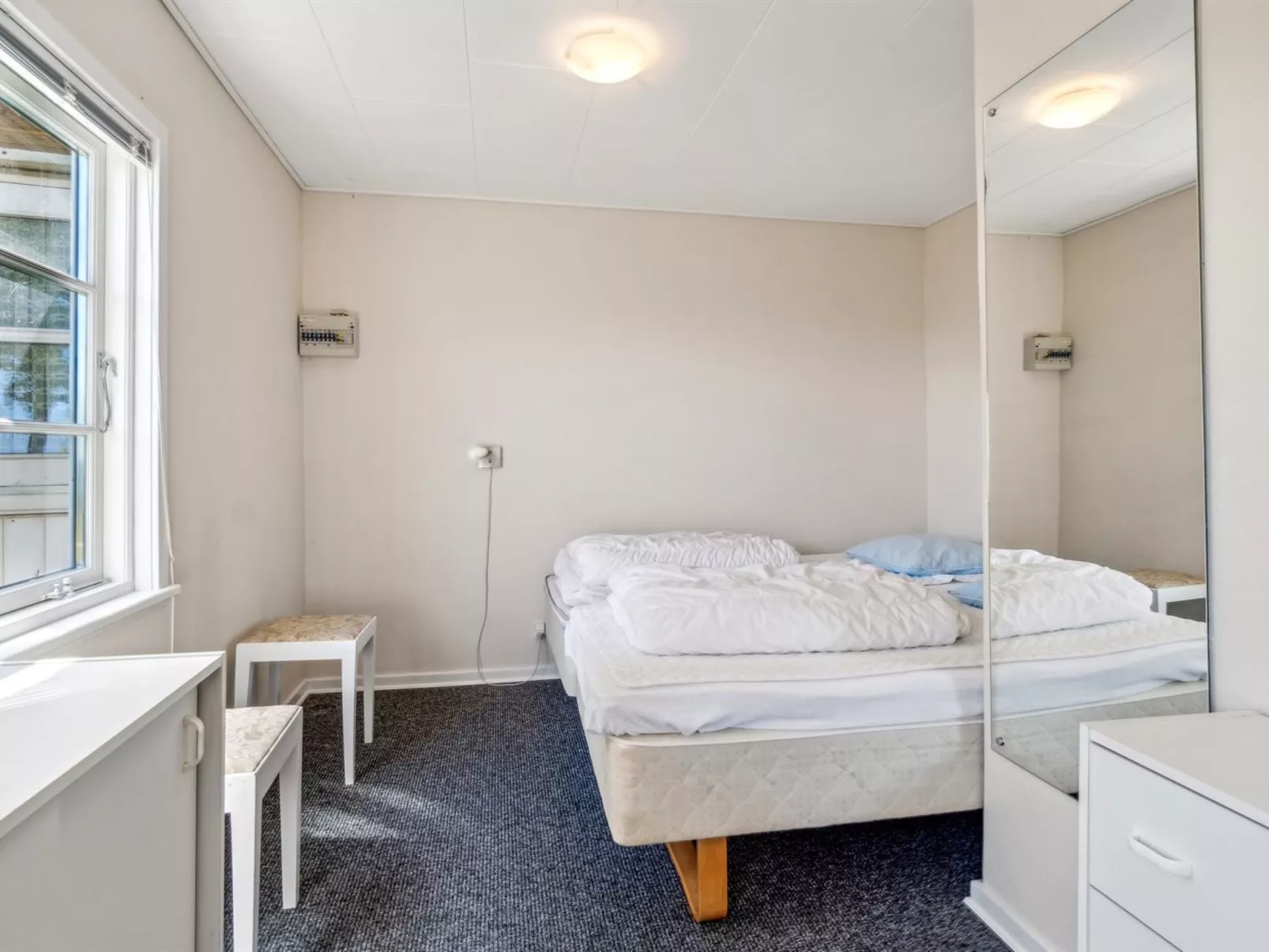 "Throtti" - 50m from the sea-Drinnen