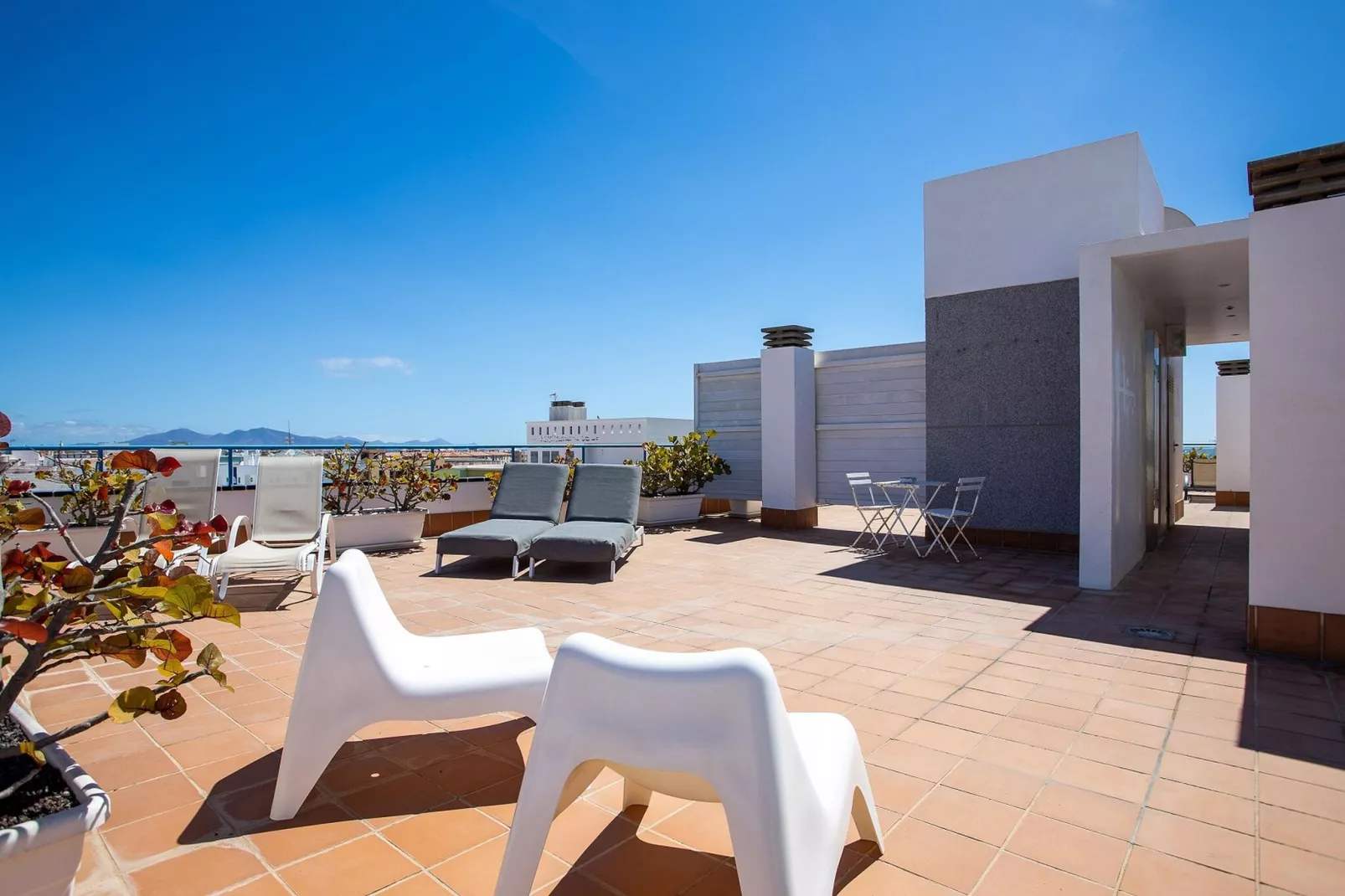 UpTown I-Terrace balcony