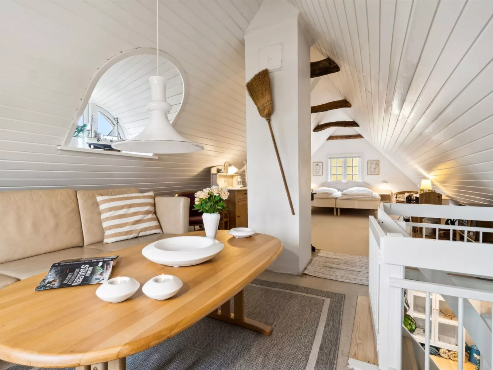 "Leoni" - 115m from the sea-Drinnen