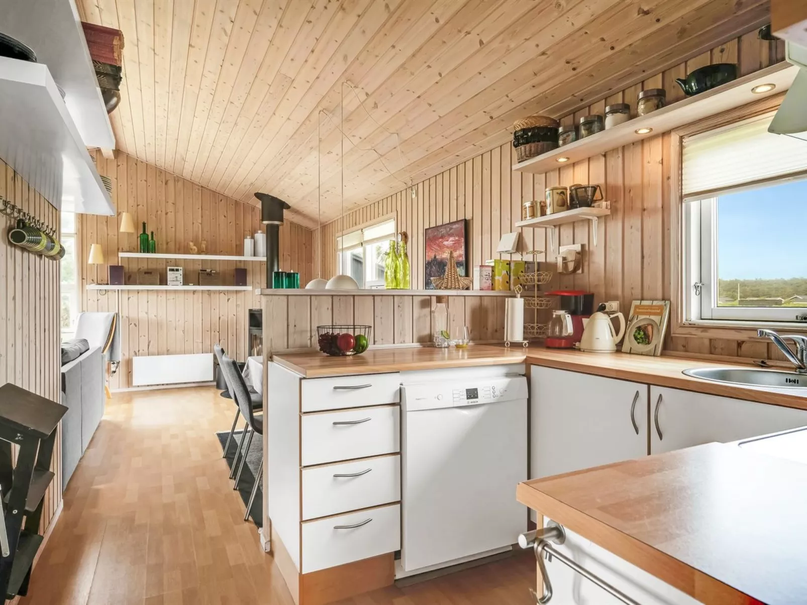 "Niesina" - 200m from the sea-Inside