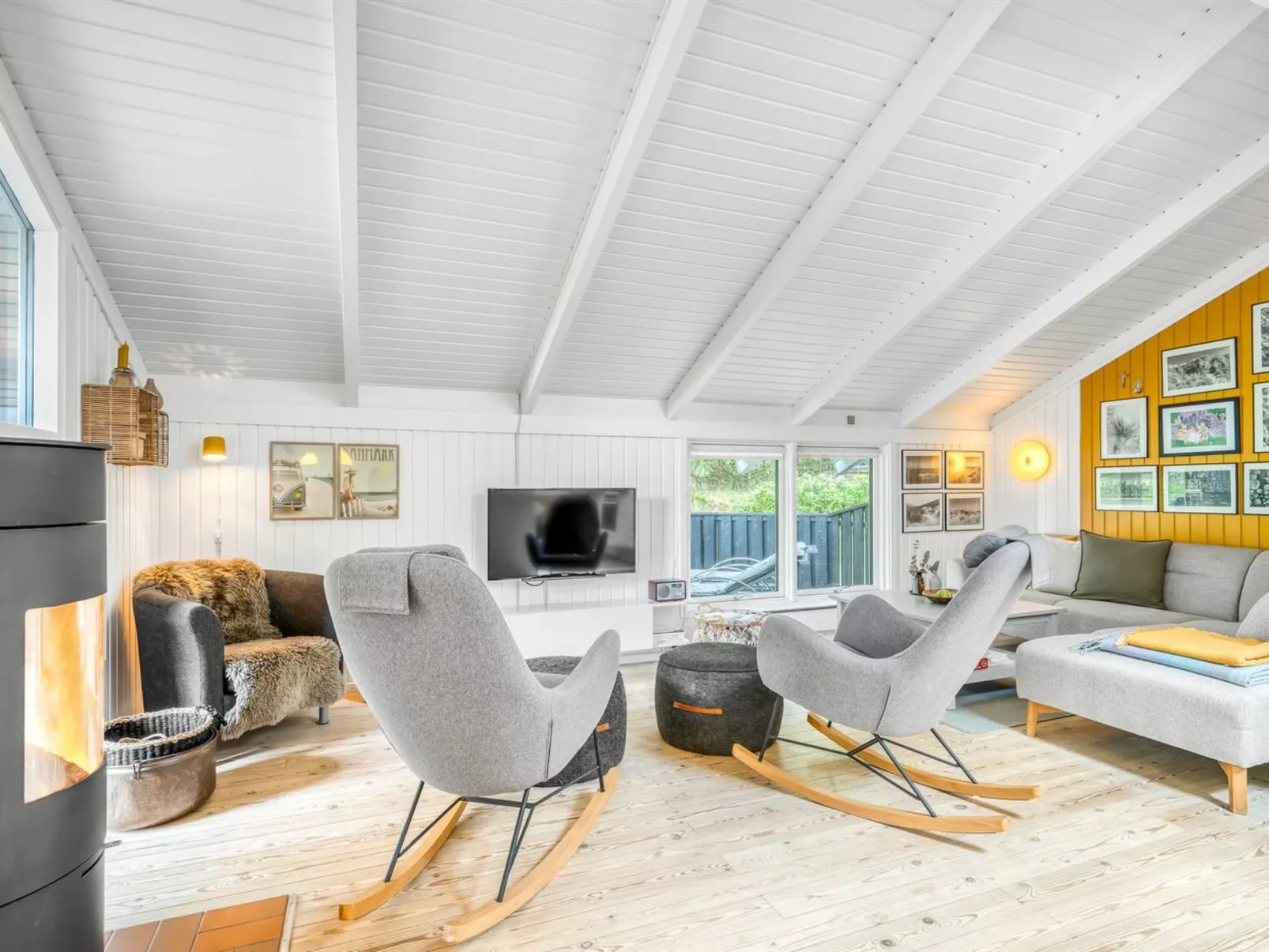 "Satzur" - 400m from the sea-Inside