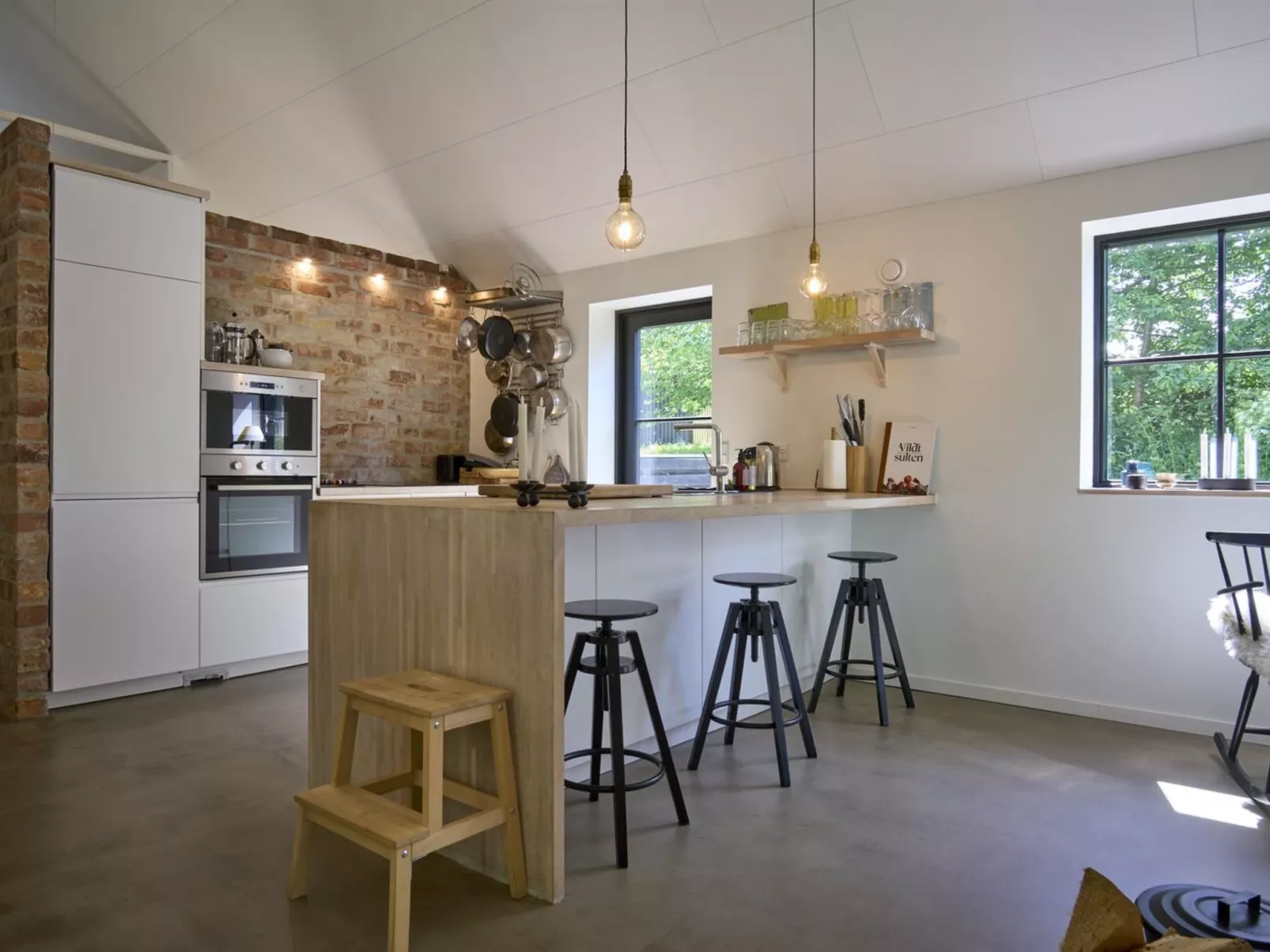 "Agir" - 200m from the sea-Inside