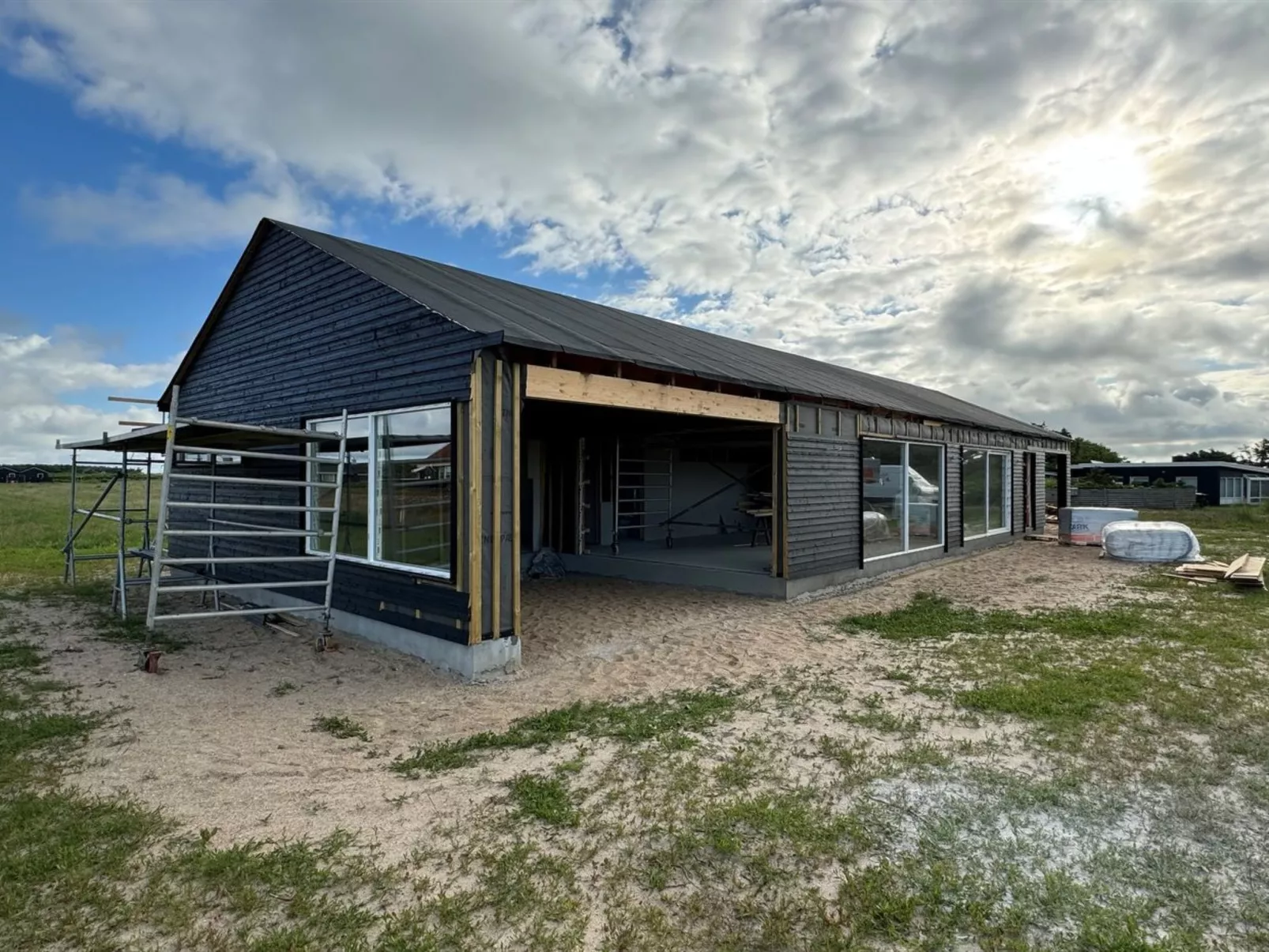 "Dreng" - 300m from the sea