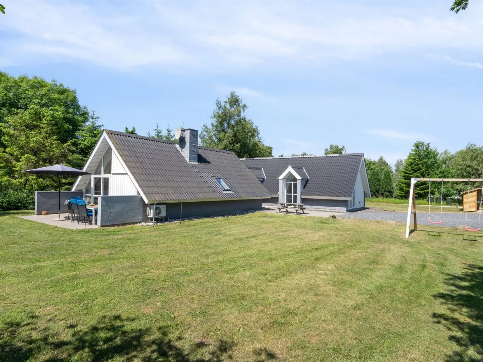 "Ardan" - 450m from the sea-Outside