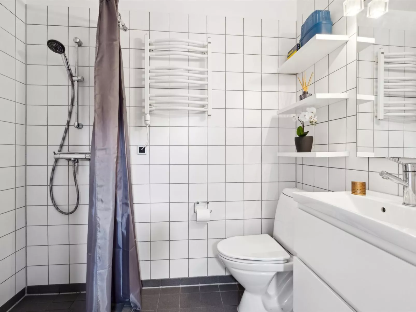 "Jænis" - 10m from the sea-Inside