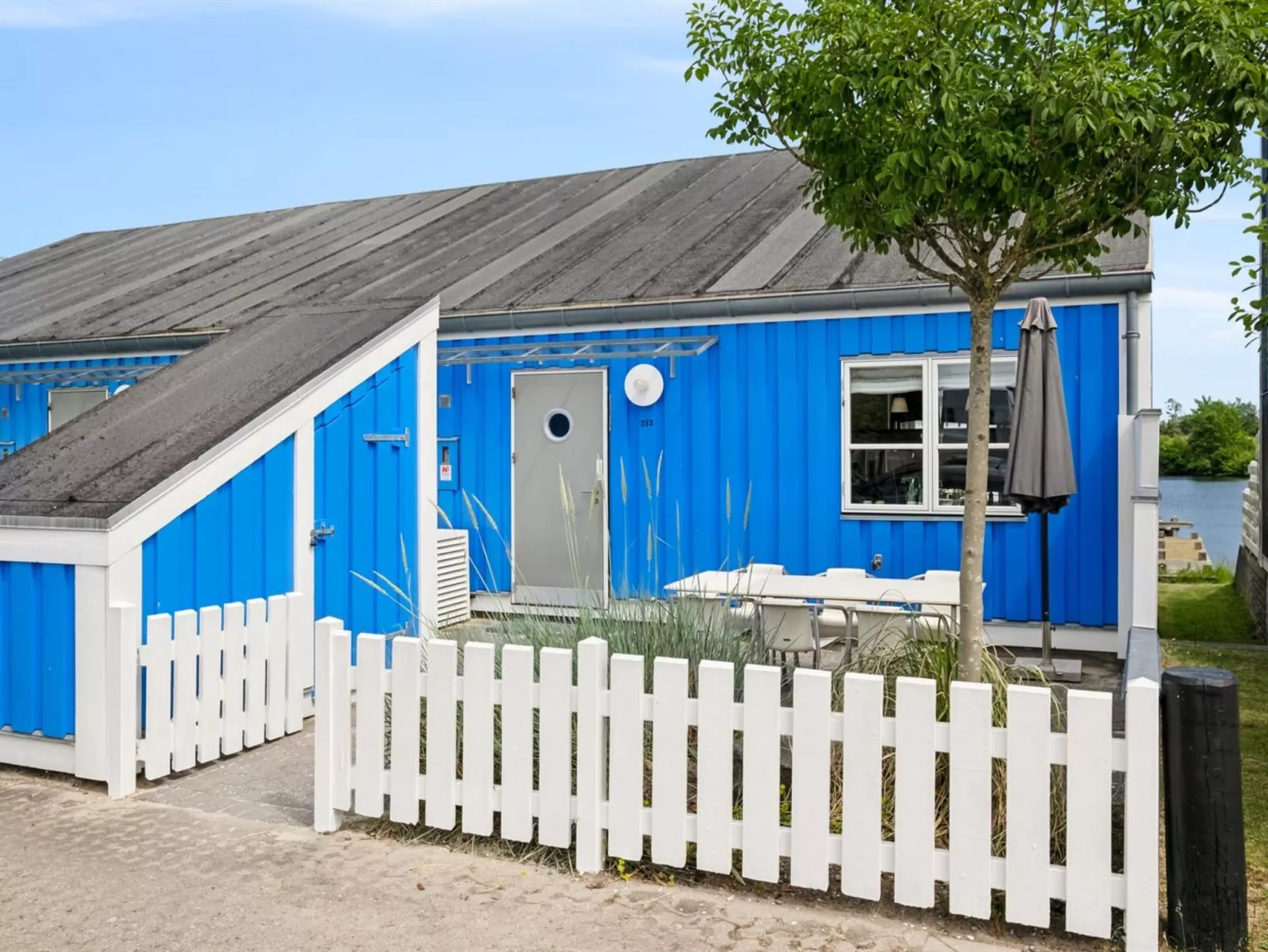 "Jænis" - 10m from the sea-Outside