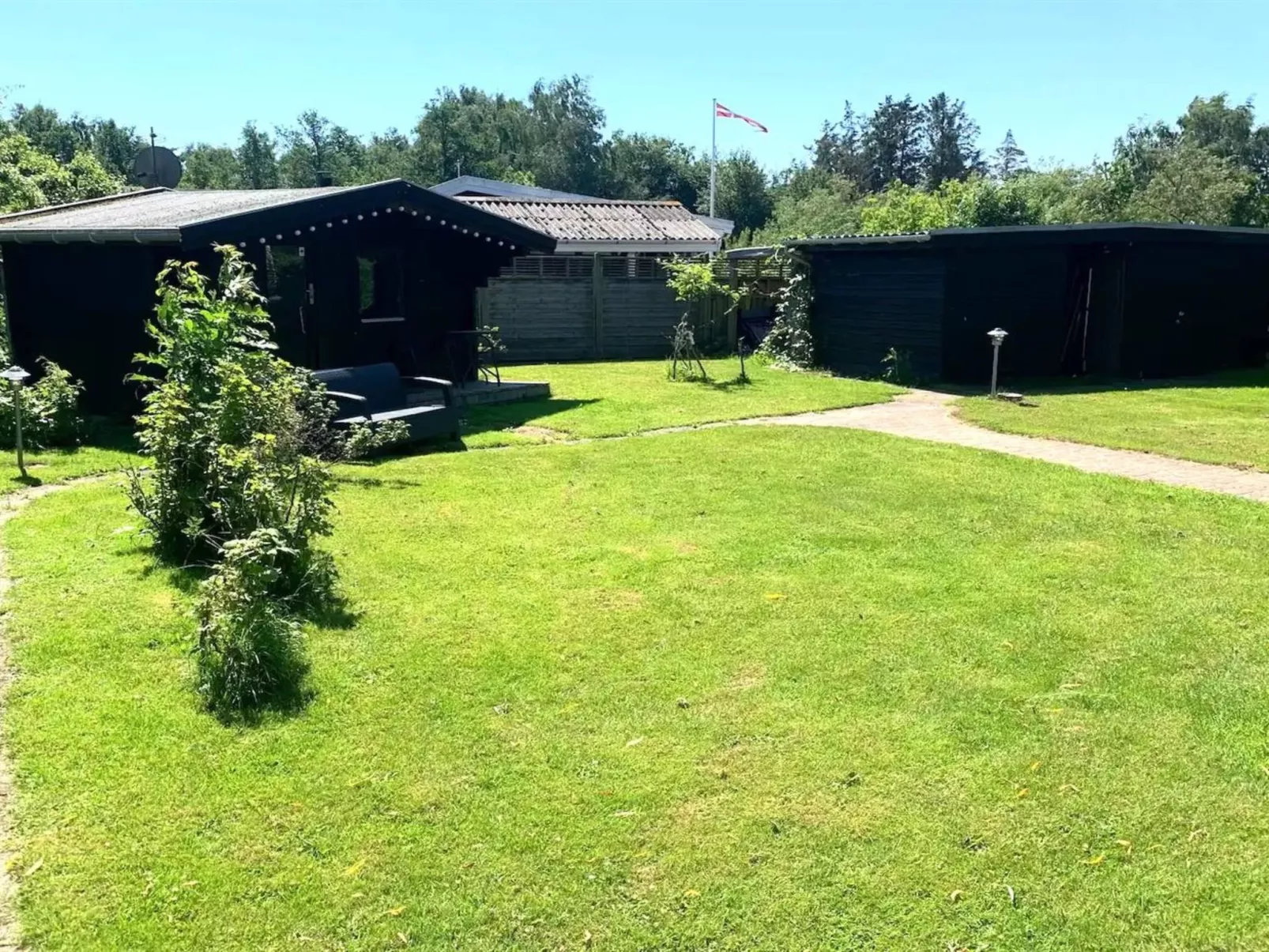 "Withger" - 1.6km from the sea-Inside