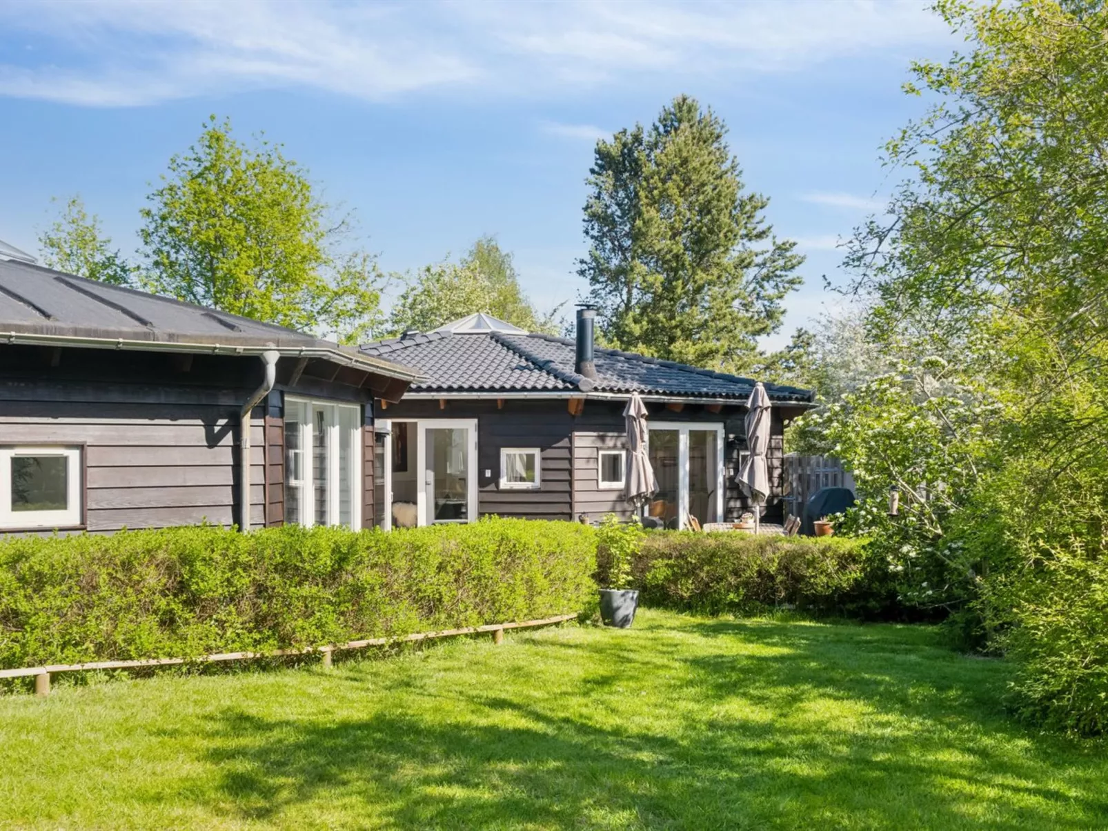 "Magh" - 400m from the sea-Draußen