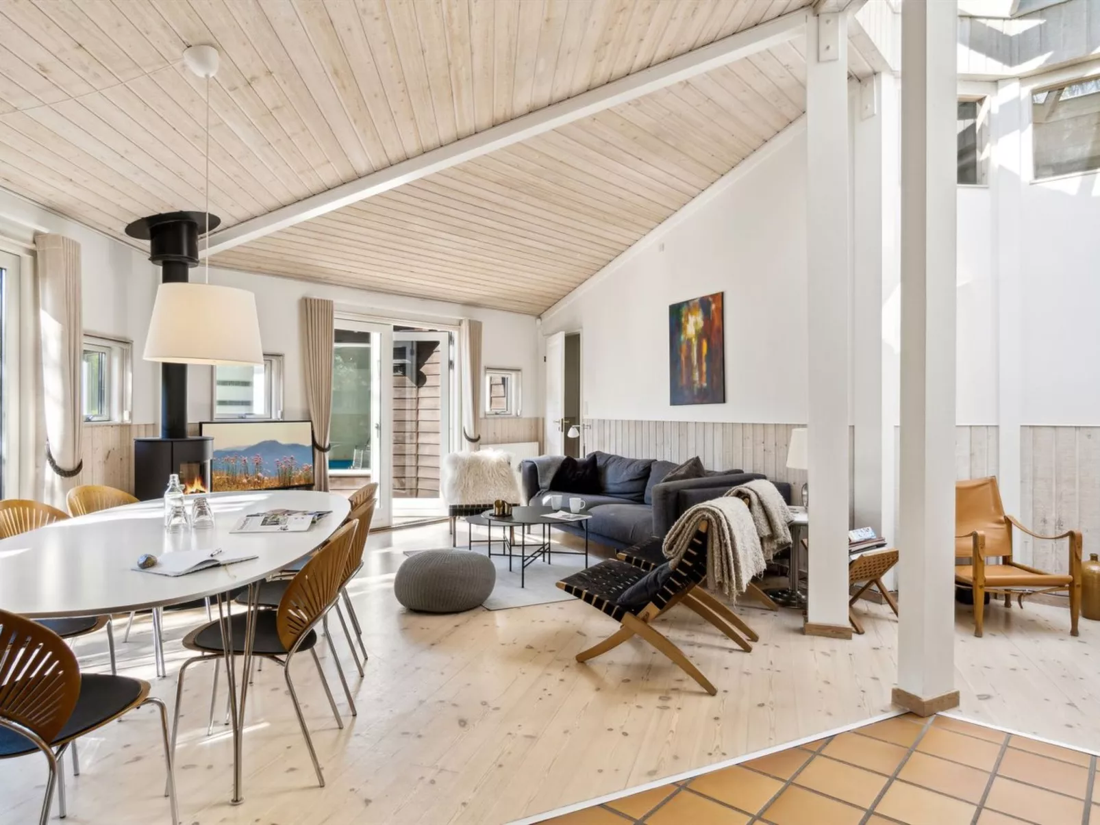 "Magh" - 400m from the sea-Drinnen