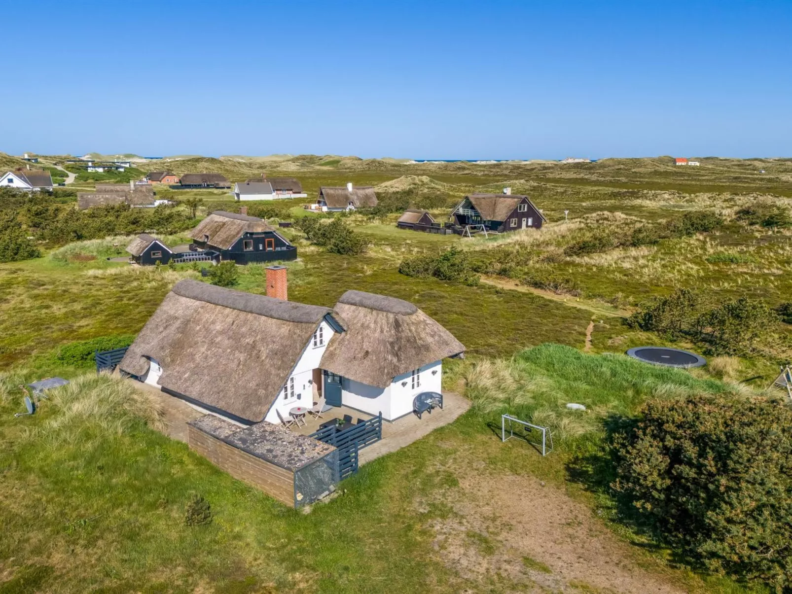 "Arlina" - 600m from the sea-Outside