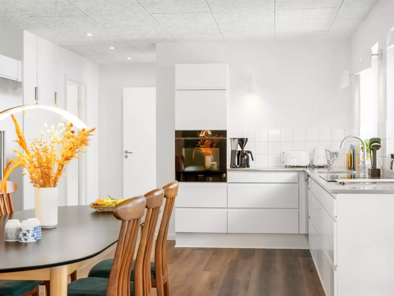 "Unge" - 75m from the sea-Inside
