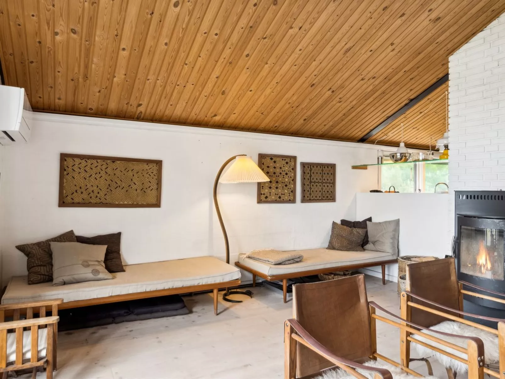 "Felis" - 575m from the sea-Inside