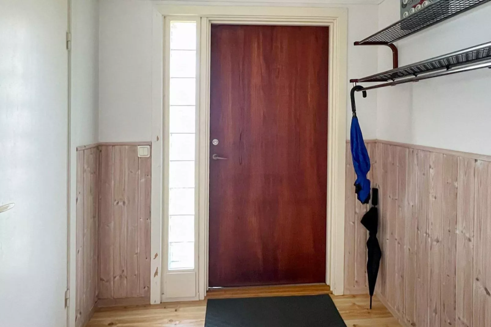 Welcoming cottage near the sea-Indoor