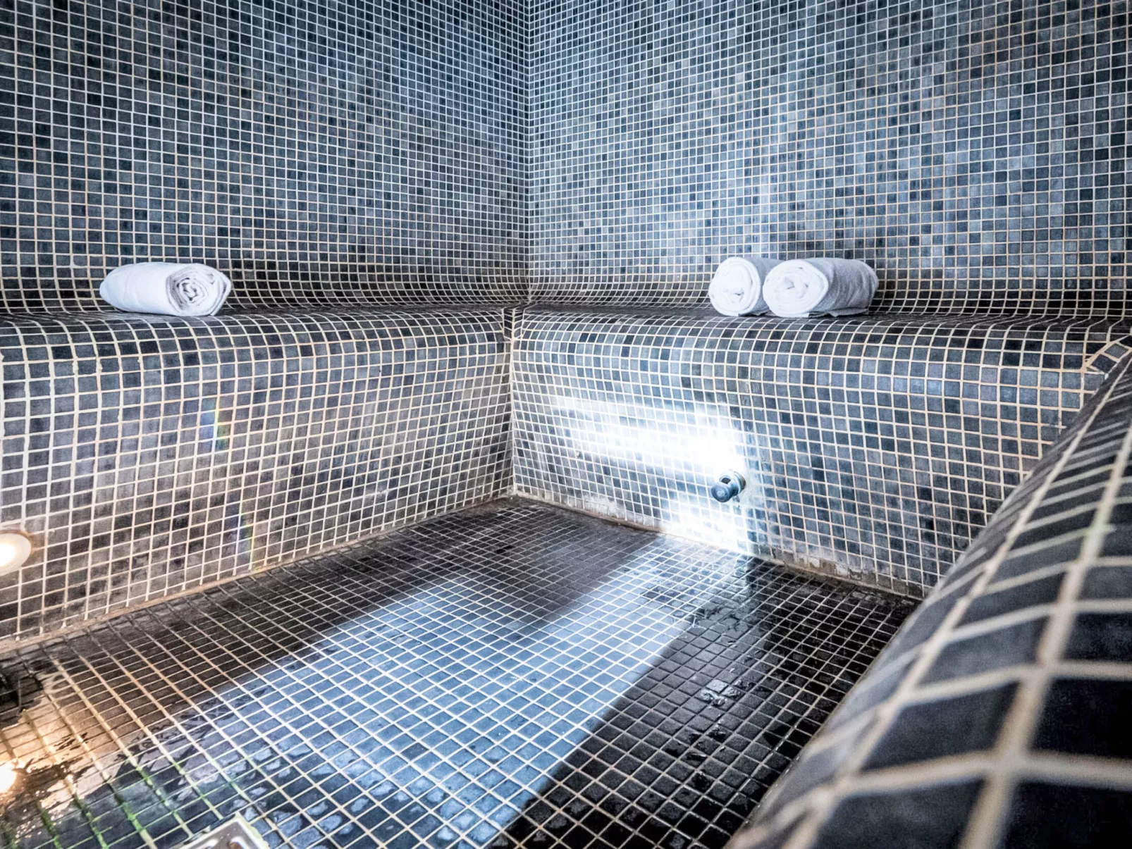 Le Lido (T3/8)-Inside