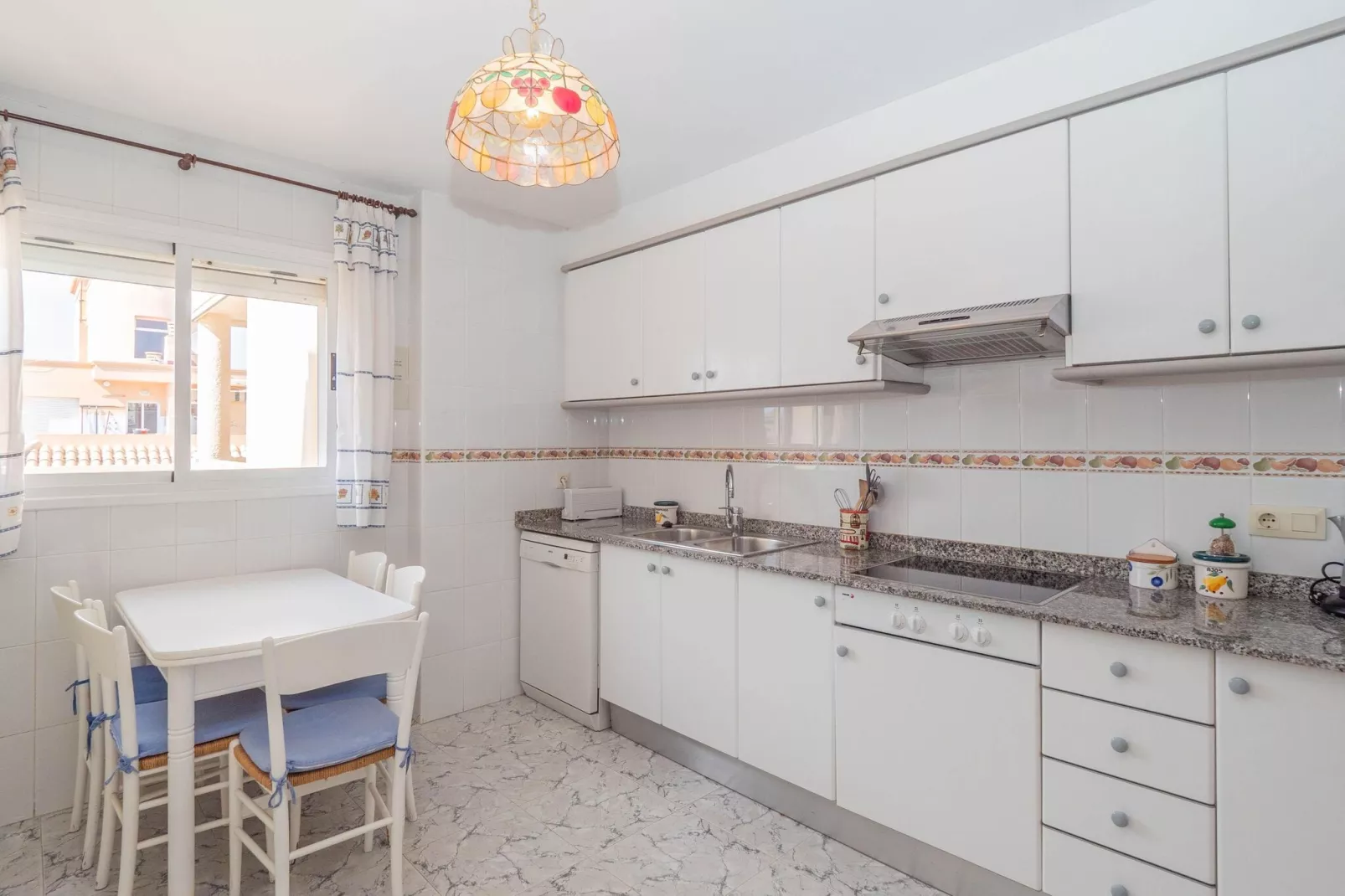 Atico en Denia-Kitchen