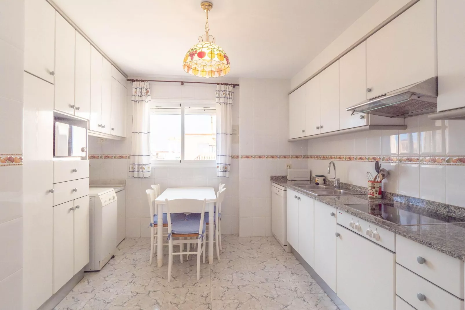 Atico en Denia-Kitchen