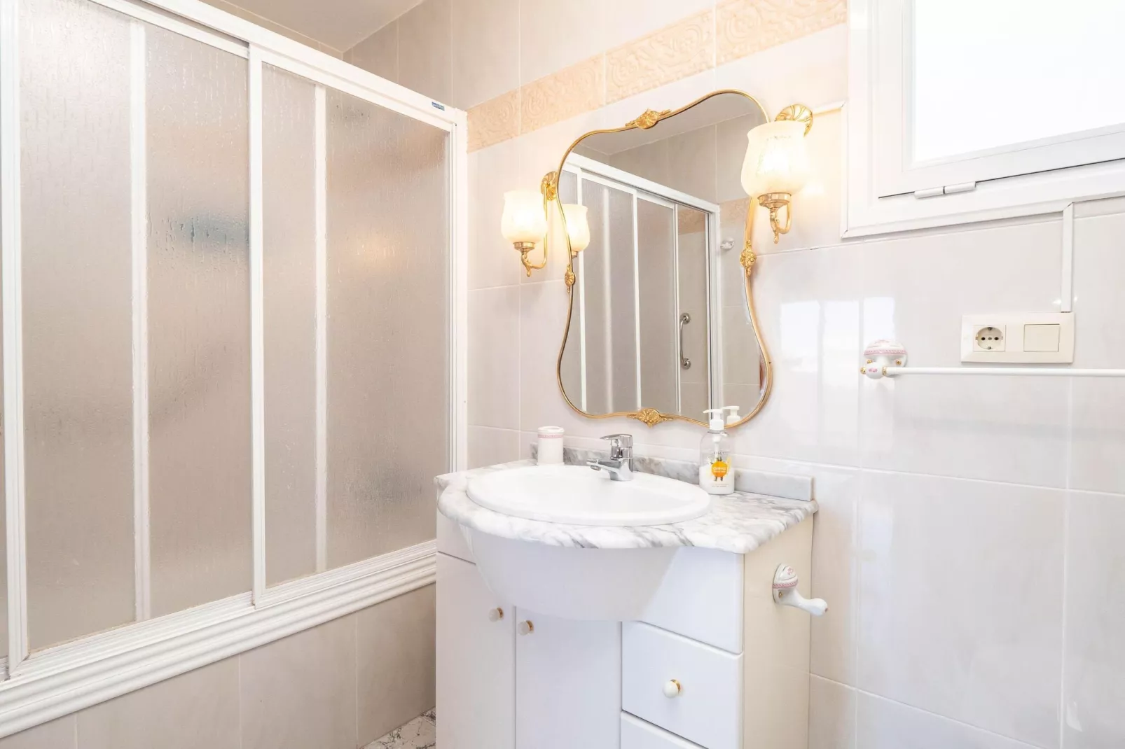 Atico en Denia-Bathroom