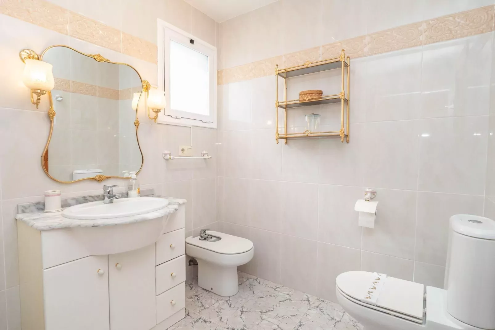 Atico en Denia-Bathroom