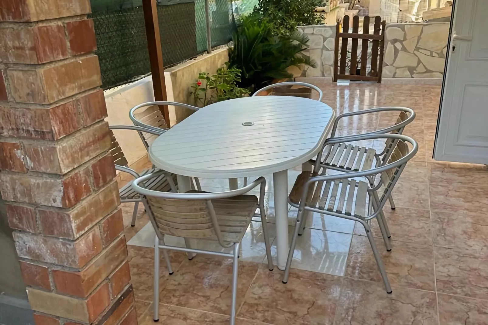 Apartamento Bajo Oeste-Terrace balcony