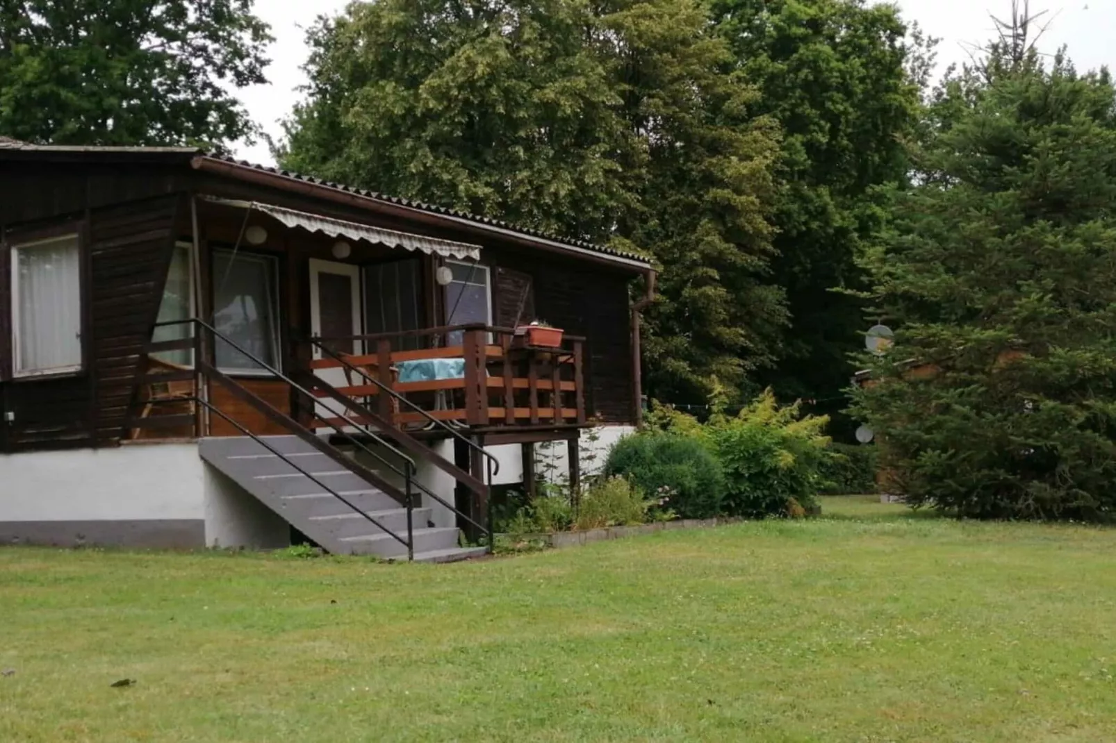 Bungalowanlage Gänseblümchen 1-Exterior summer