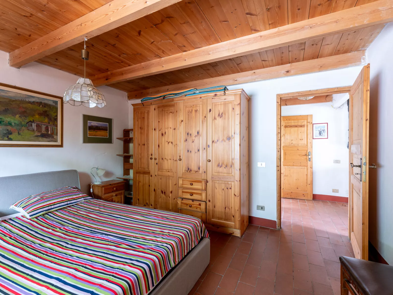 Podere Pescine-Inside
