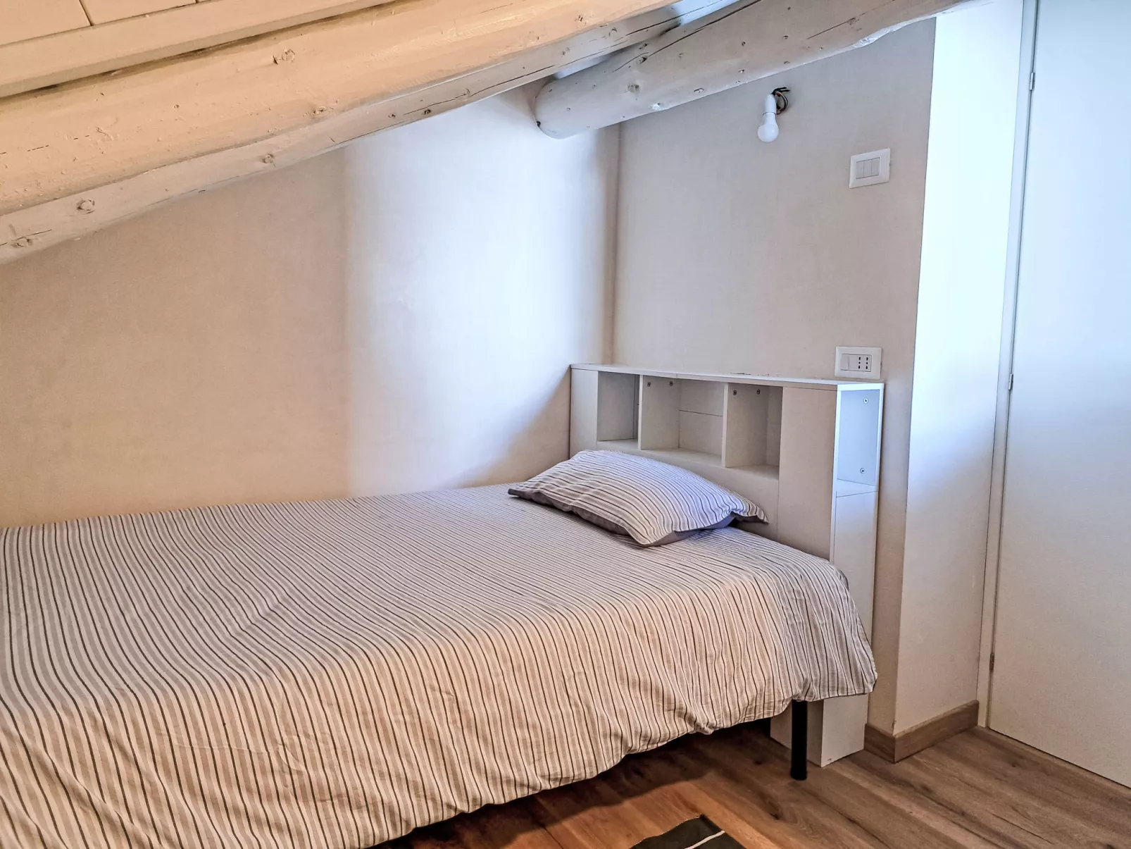Caterina View-Inside