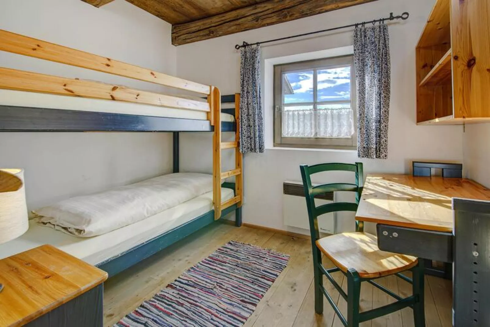 Almdorf Hochlienz - Alm 30 - 5 Personen-Bedroom