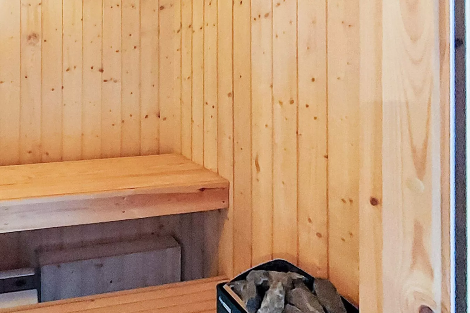 6 person holiday home in Skibby-By Traum-Sauna
