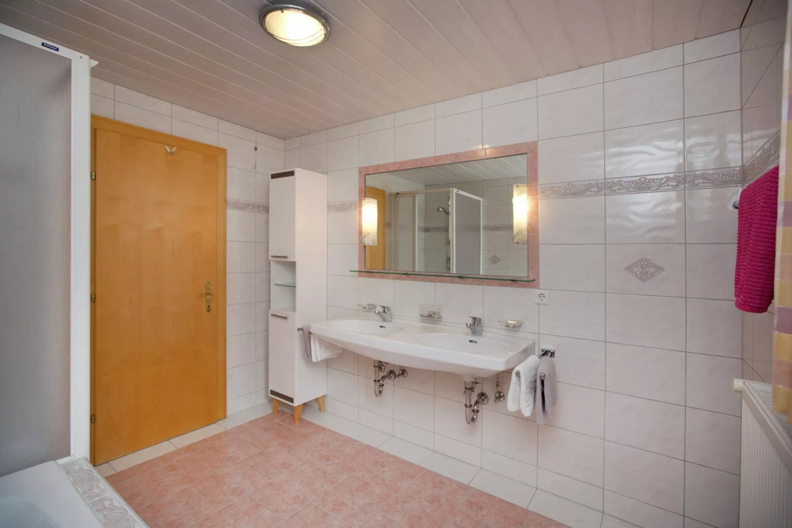 Seeberger-Bathroom