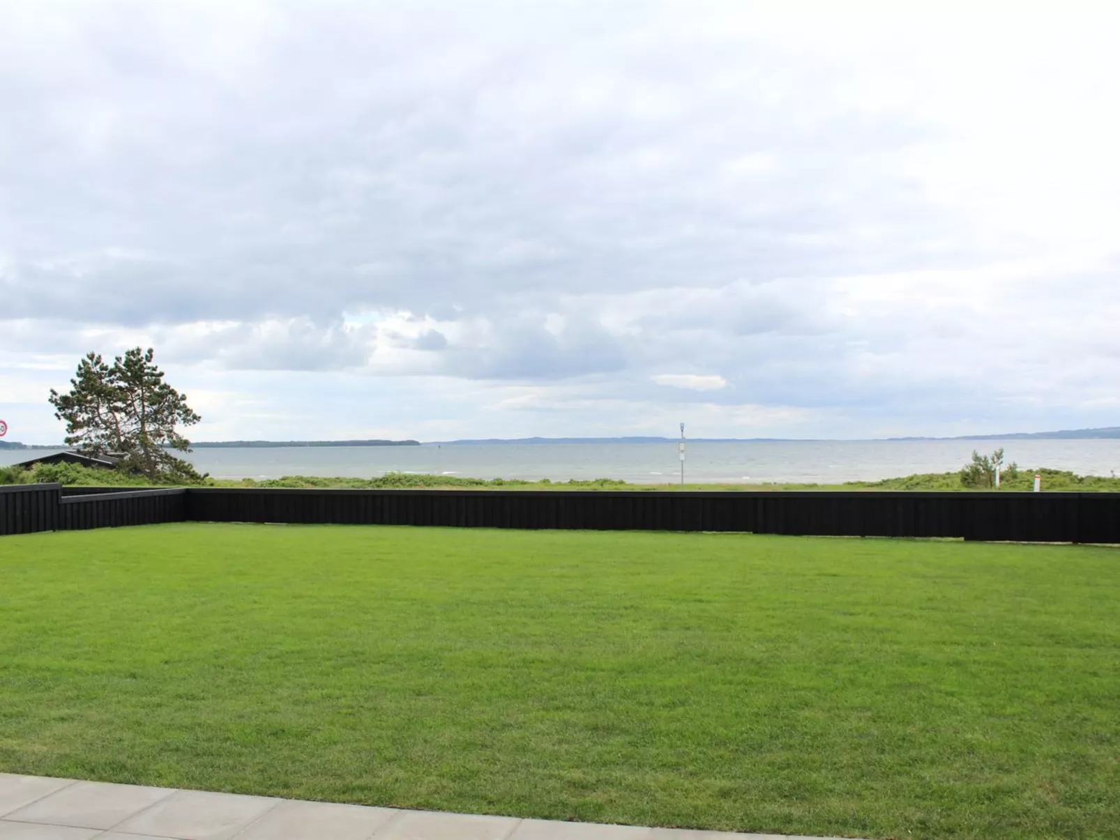 "Straale" - 50m from the sea-Drinnen