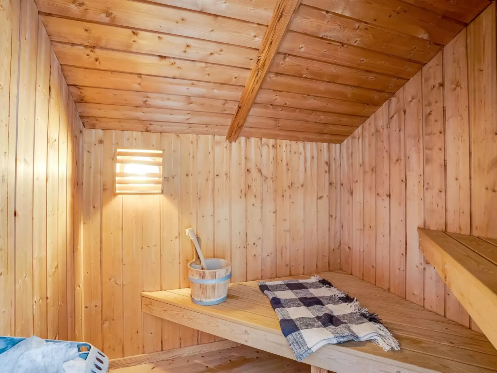 "Guja" - 250m from the sea-Inside