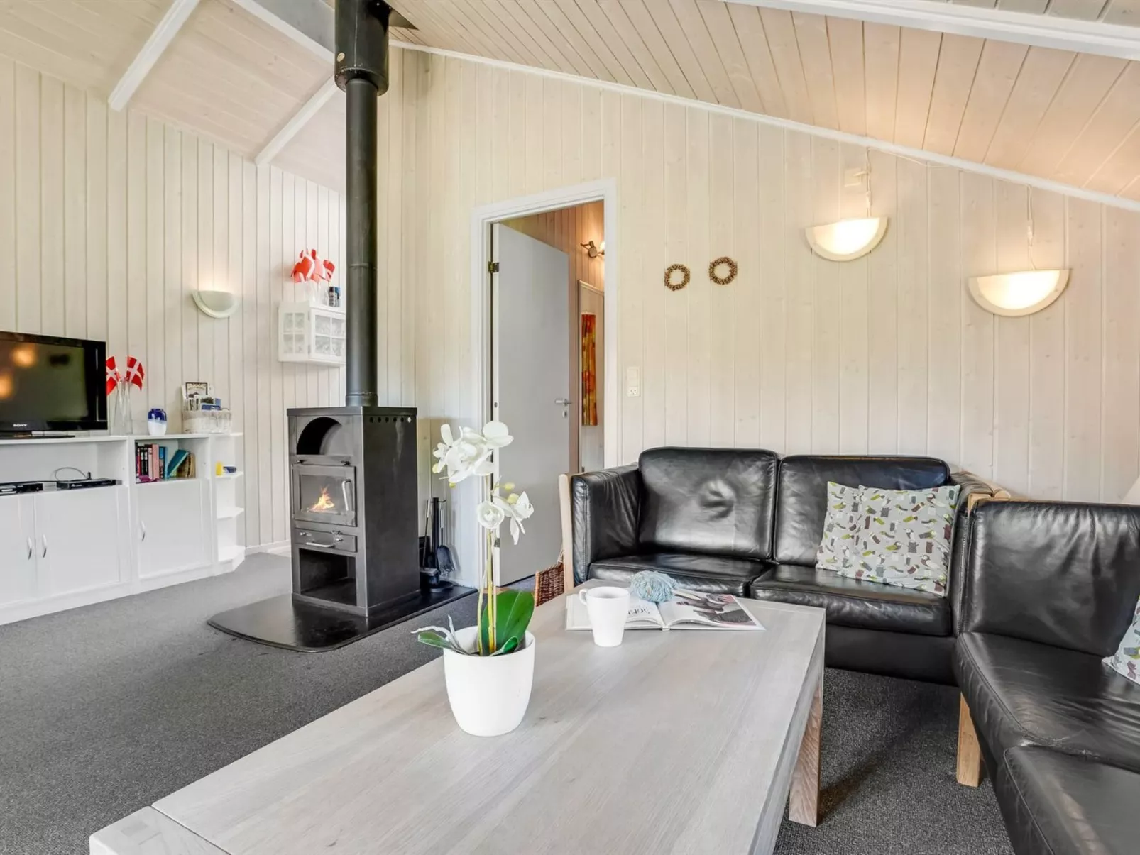 "Guja" - 250m from the sea-Inside
