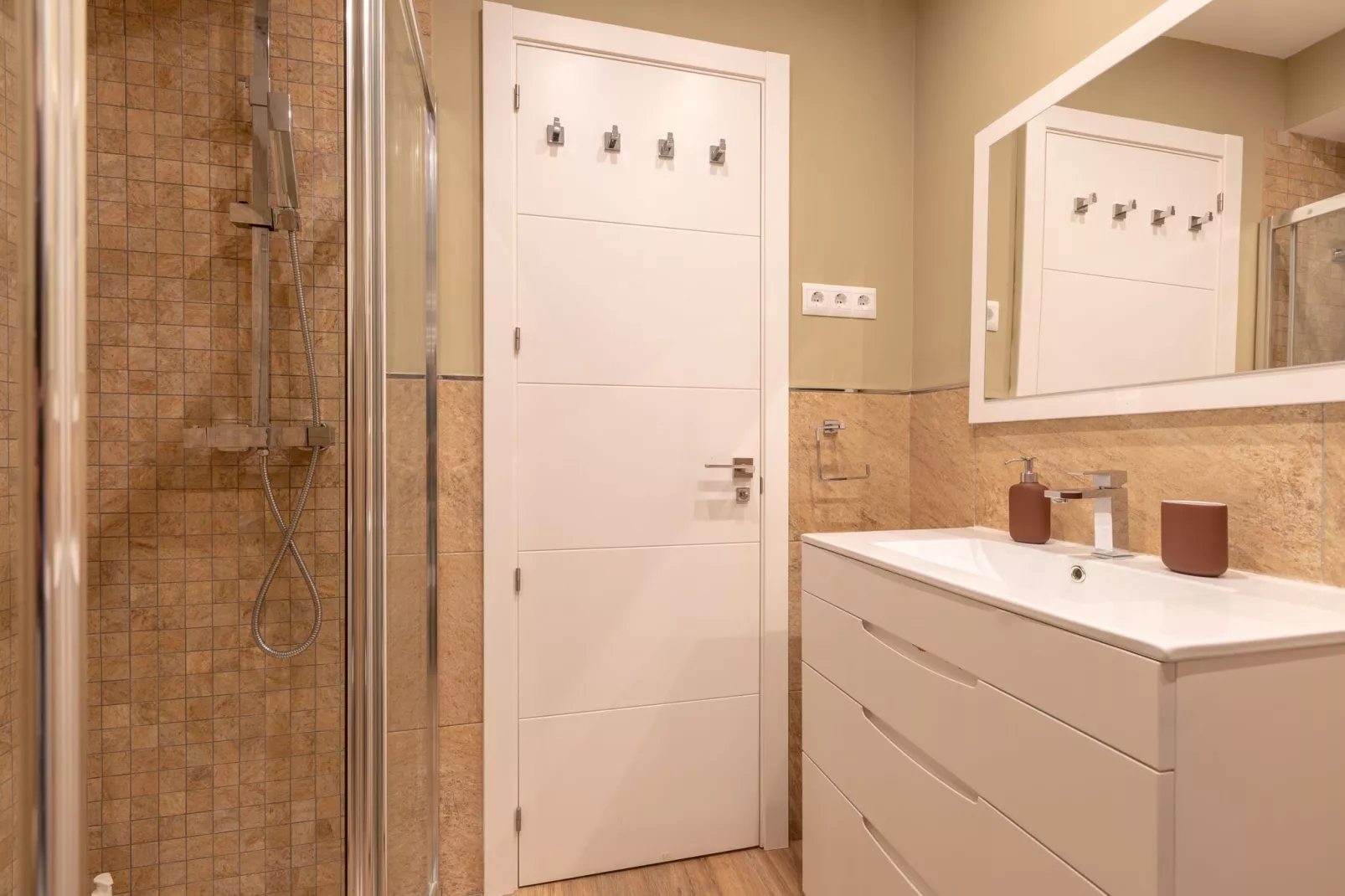 La Playa-Bathroom