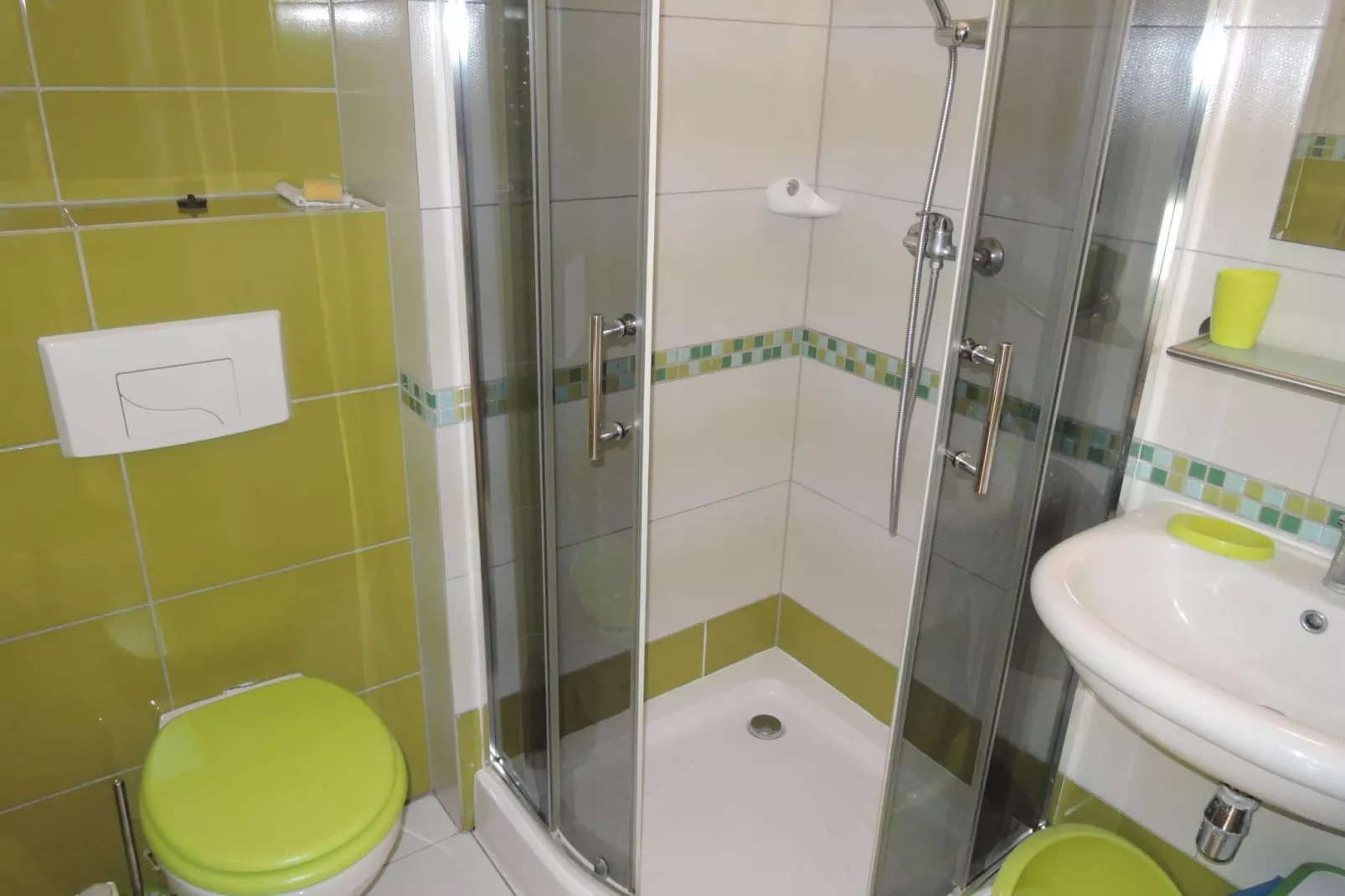 Dwójka zielona II piętro-Bathroom