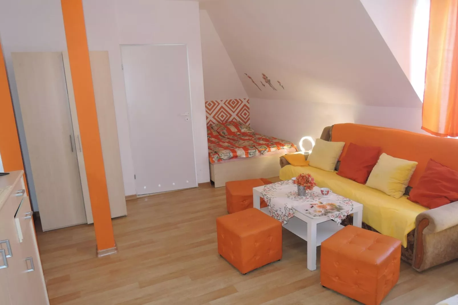 Piątka pomarańcza-Living room