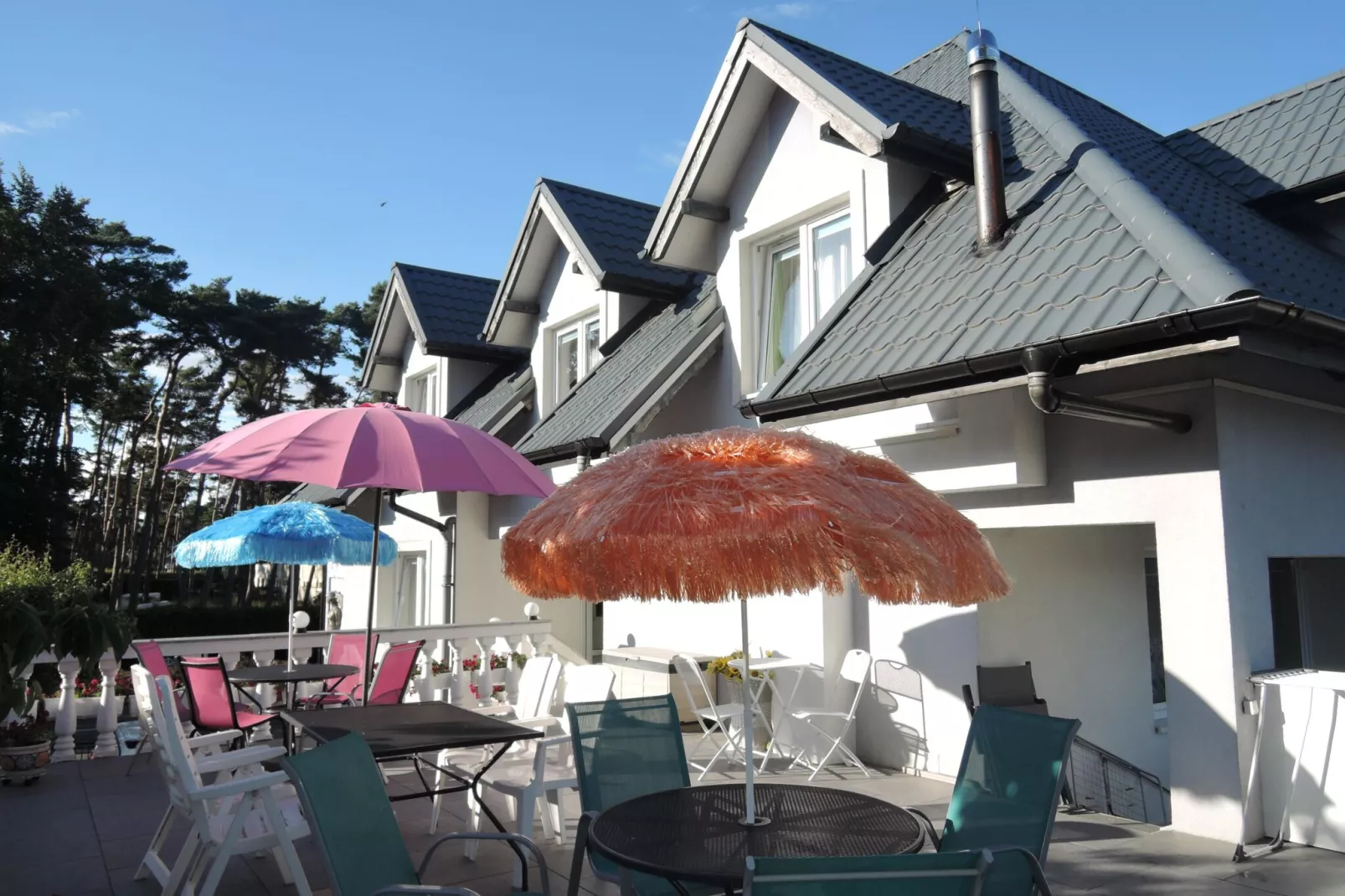 Apartament 4 osobowy różowy-Terrace balcony