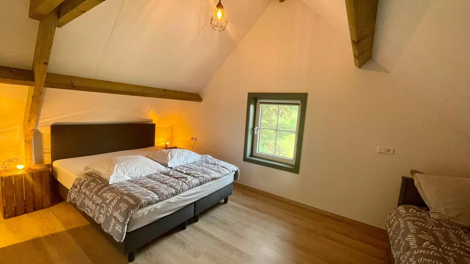 Bosbeertje 43-Bedroom