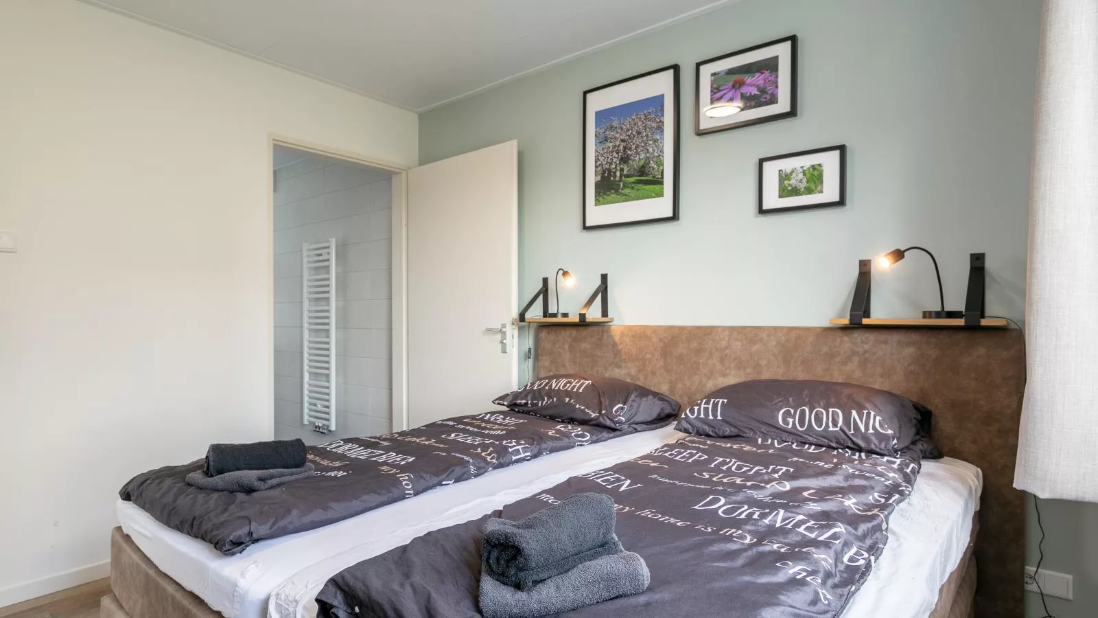 Bij de Buren-Bedroom
