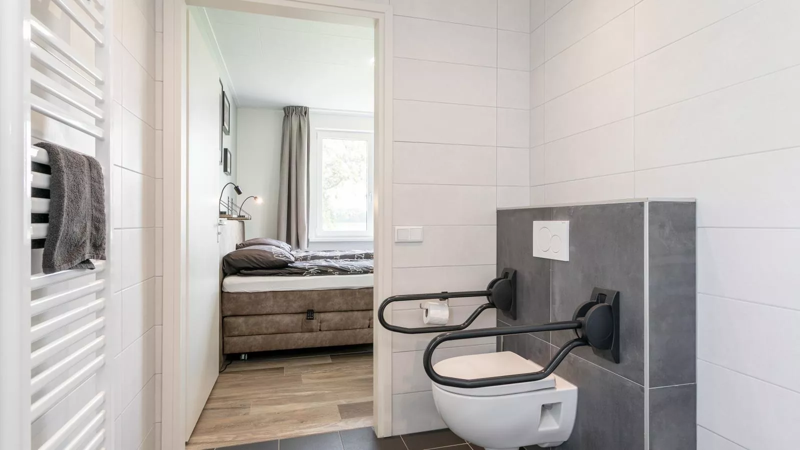 Bij de Buren-Bathroom